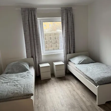 Neu Und Guenstig! Hochwertige Ferien- Und Monteurswohnung Bei Leipzig Naehe A14 Taucha